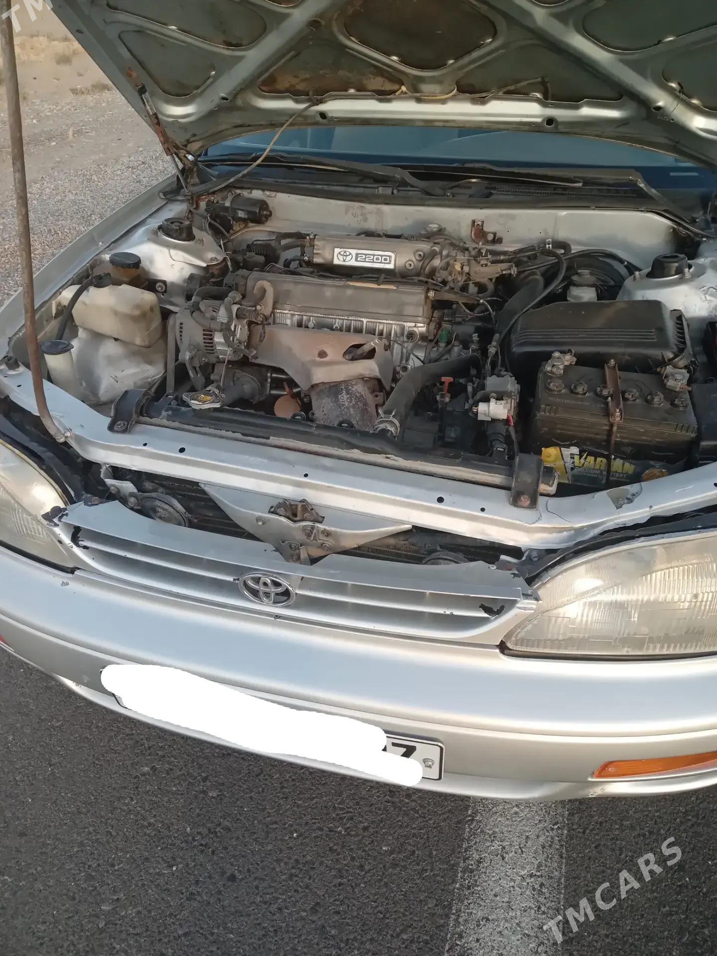 Toyota Camry 1995 - 79 000 TMT - етр. Туркменбаши - img 3