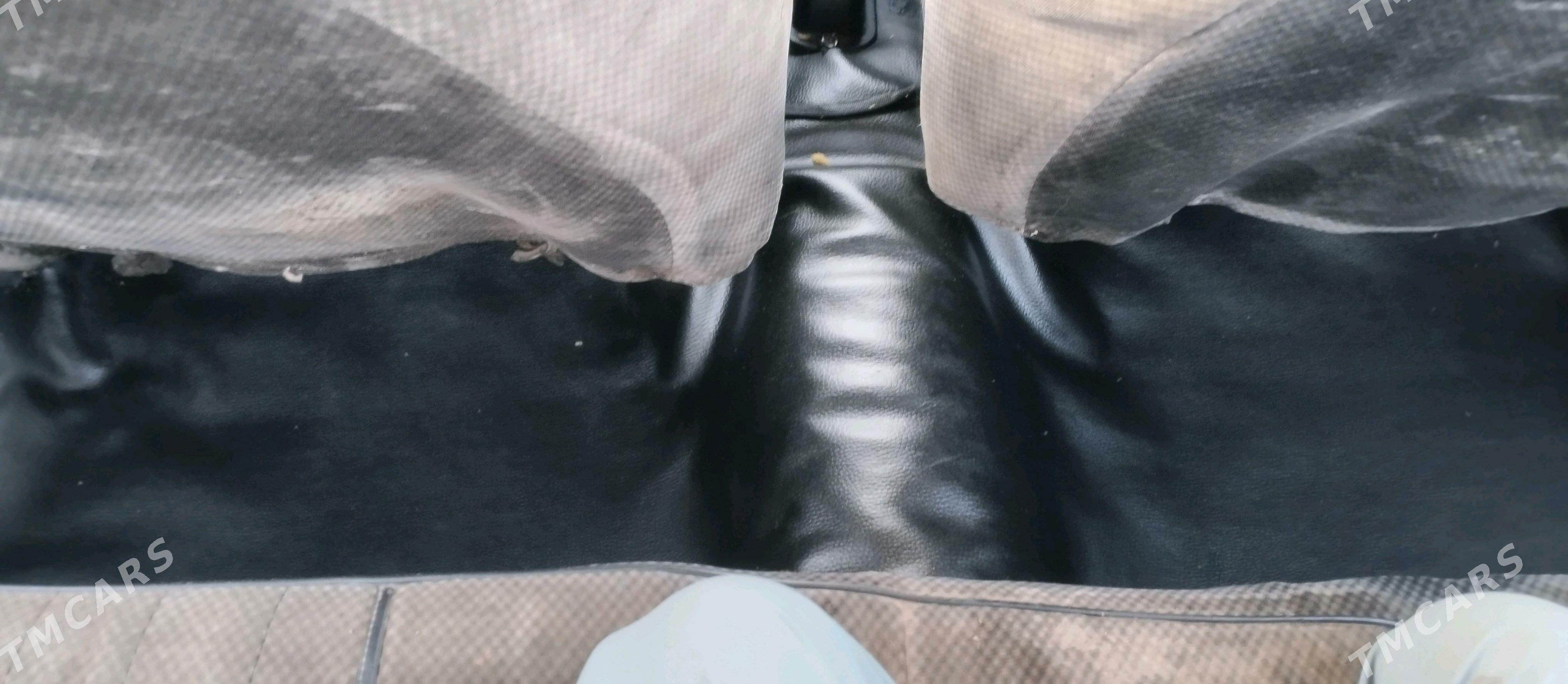 Lada 2107 2000 - 38 000 TMT - Кака - img 9