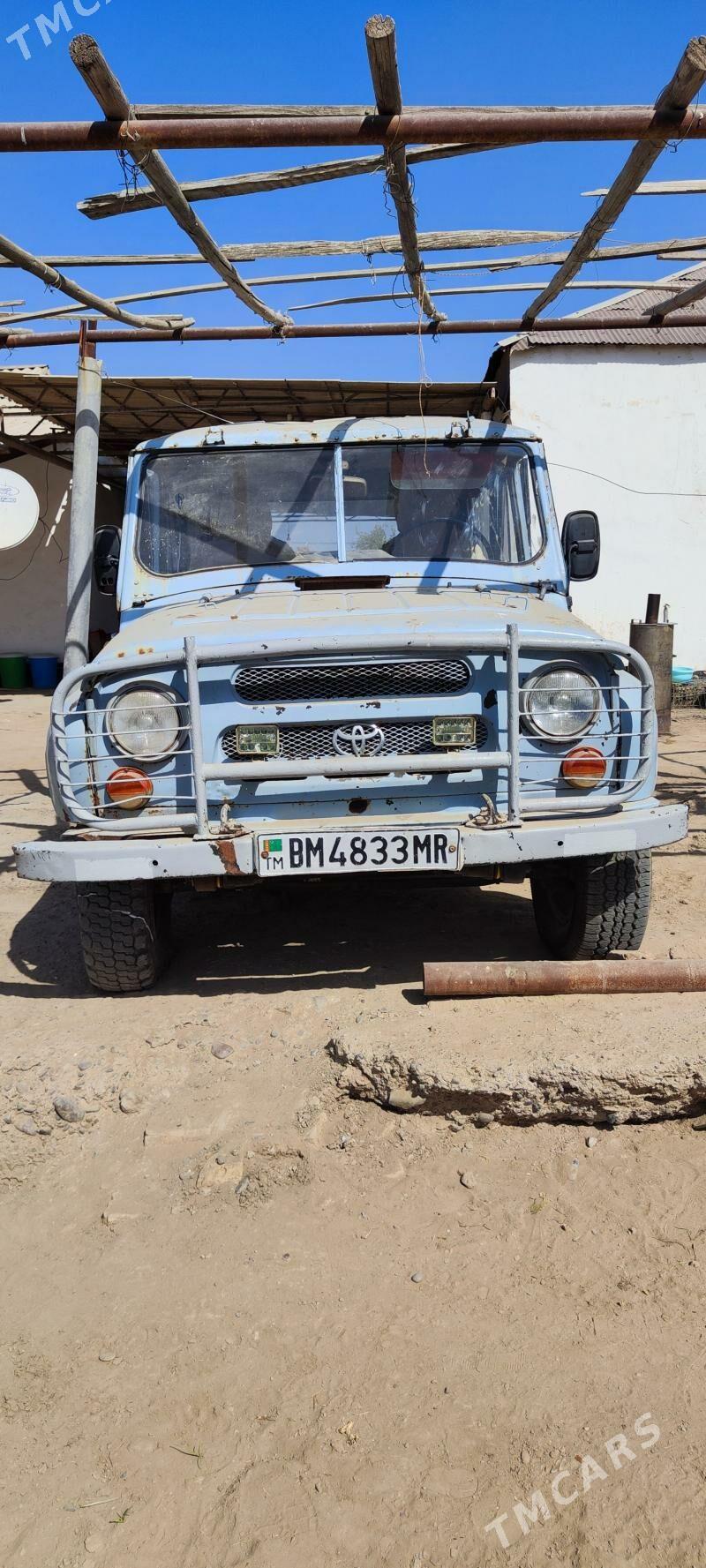 UAZ 469 2000 - 25 000 TMT - Ýolöten - img 1