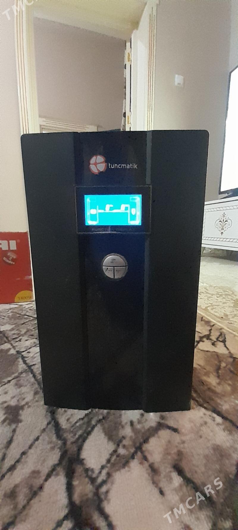 ups - Garadamak - img 3