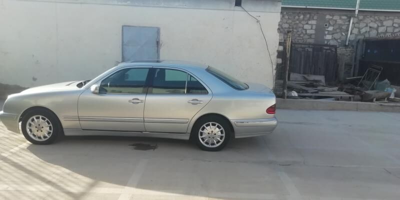 Mercedes-Benz E-Class 2001 - 110 000 TMT - Балканабат - img 5