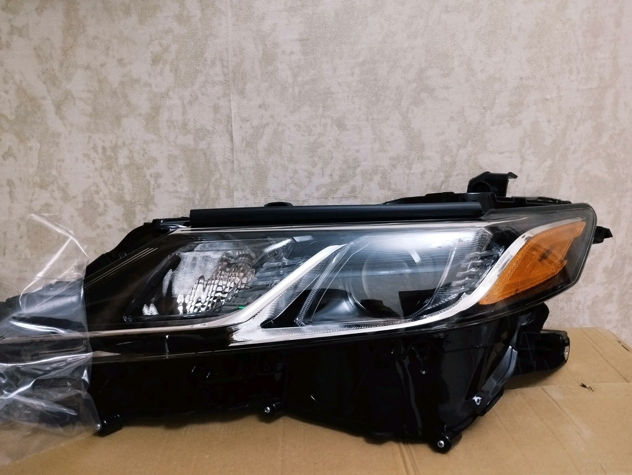 Fara Camry 2021-23 Le,Se 2 100 TMT - Мары - img 3