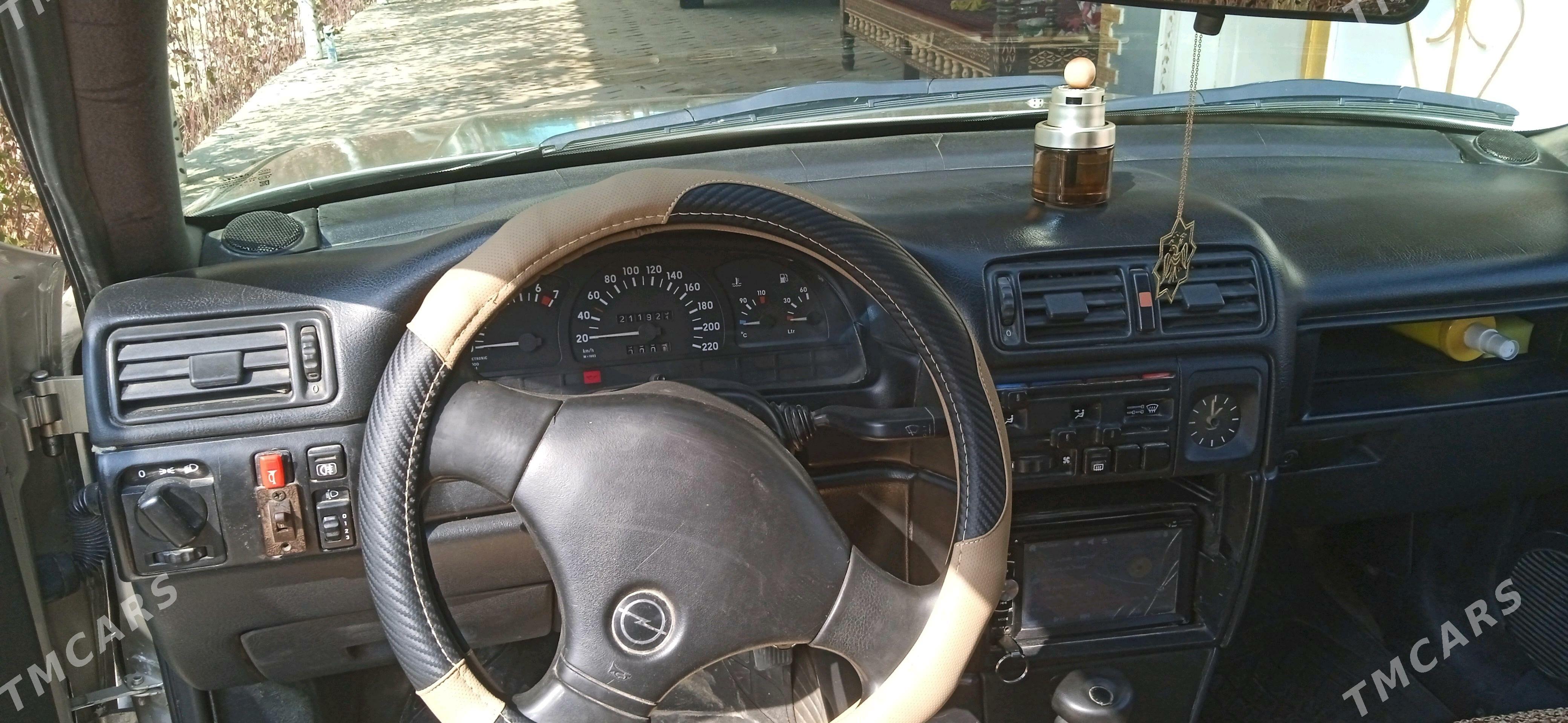 Opel Vectra 1991 - 35 000 TMT - Baýramaly - img 2