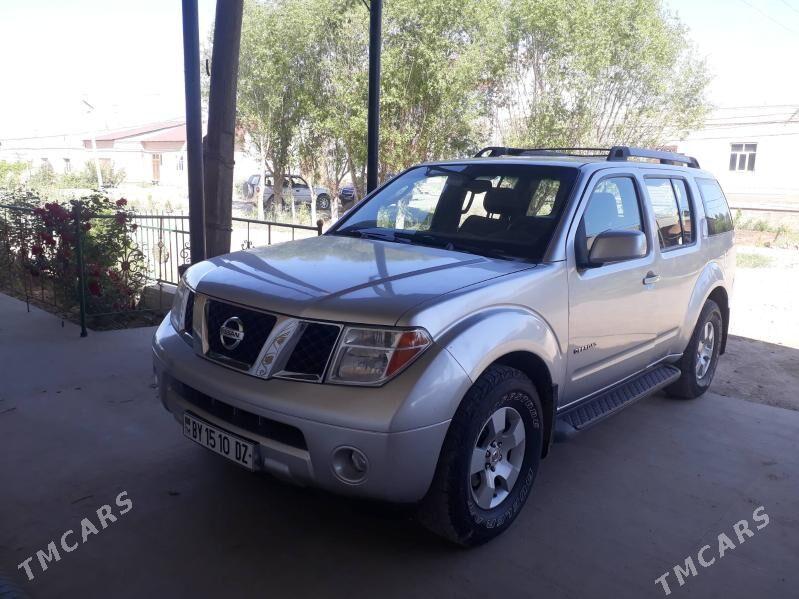 Nissan Pathfinder 2004 - 140 000 TMT - Köneürgenç - img 3