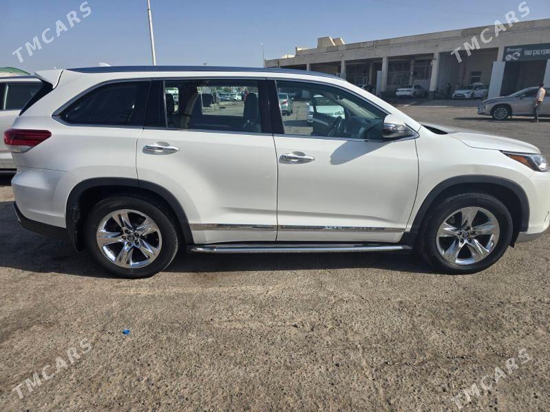 Toyota Highlander 2017 - 398 000 TMT - Байрамали - img 2