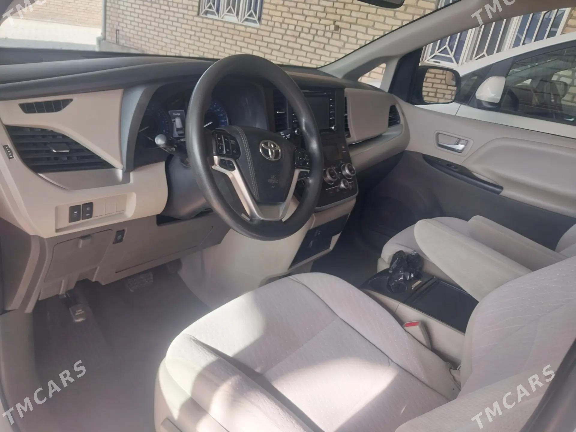 Toyota Sienna 2020 - 500 000 TMT - Mary - img 2