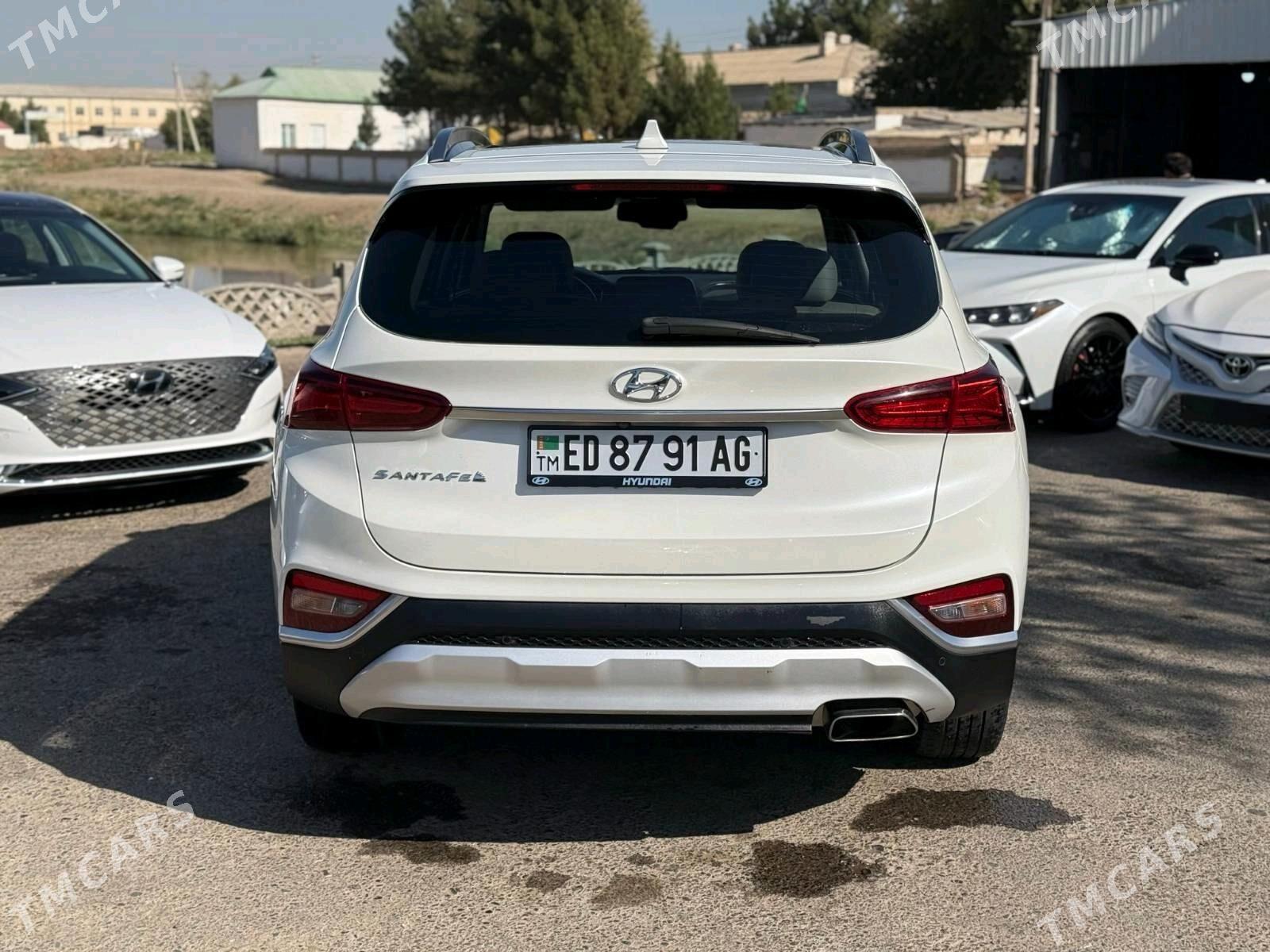 Hyundai Santa Fe 2021 - 350 000 TMT - Мары - img 7