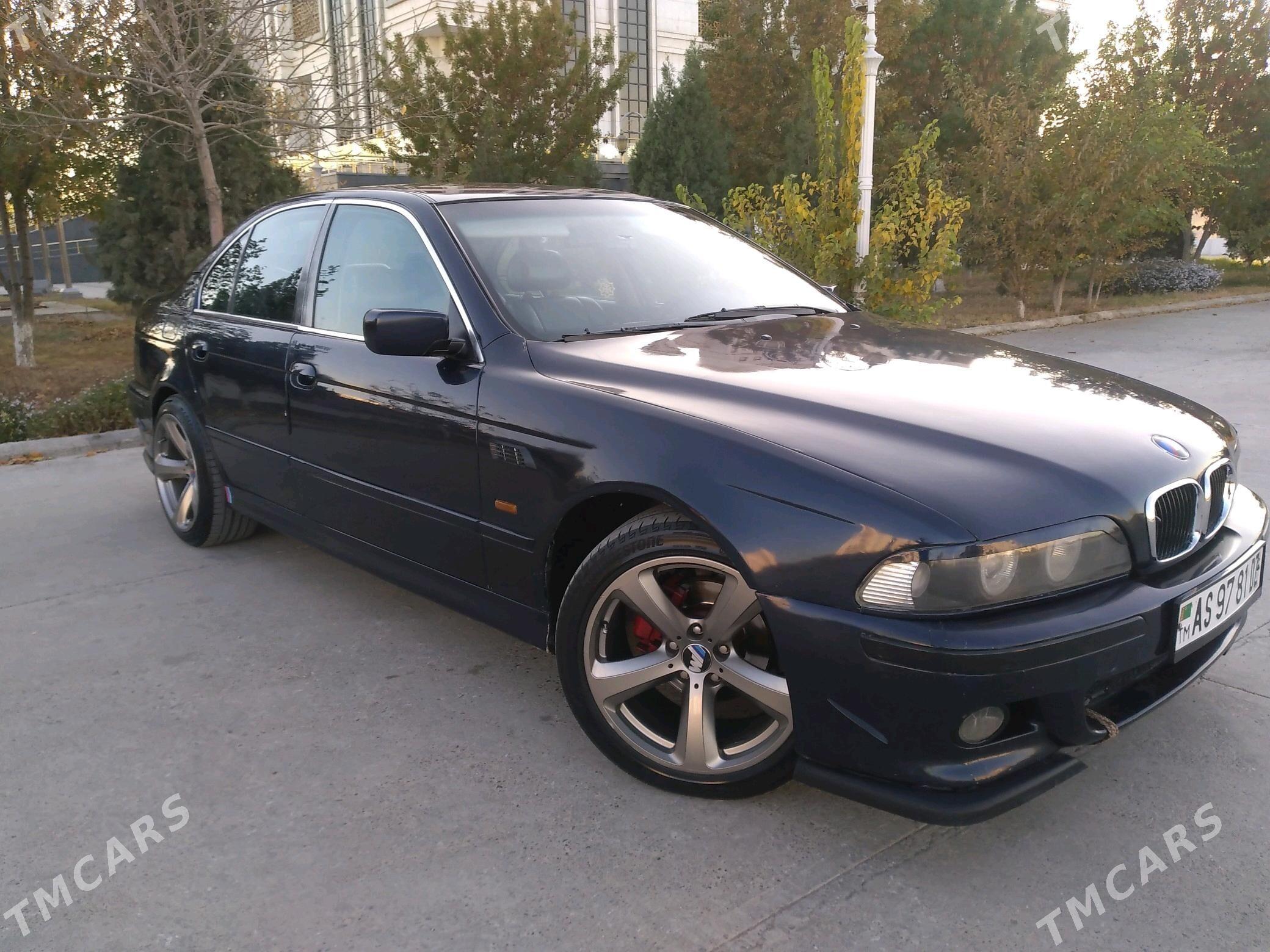 BMW E39 2002 - 135 000 TMT - Дашогуз - img 1
