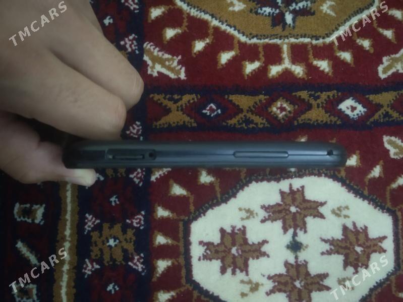 Samsung galaxy GT-I8160L - Büzmeýin GRES - img 6