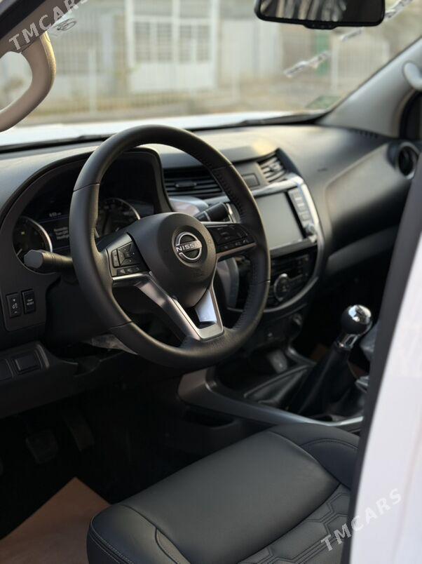Nissan Navara 2024 - 440 000 TMT - Aşgabat - img 3