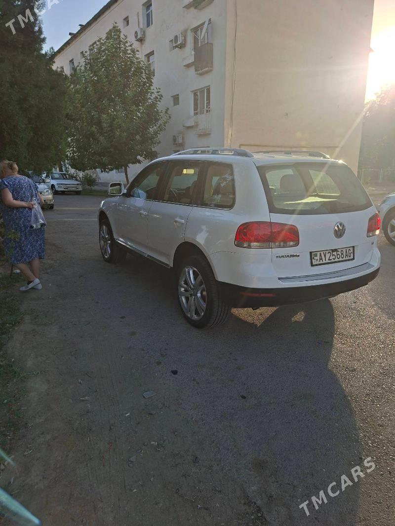 Volkswagen Touareg 2005 - 140 000 TMT - Aşgabat - img 7