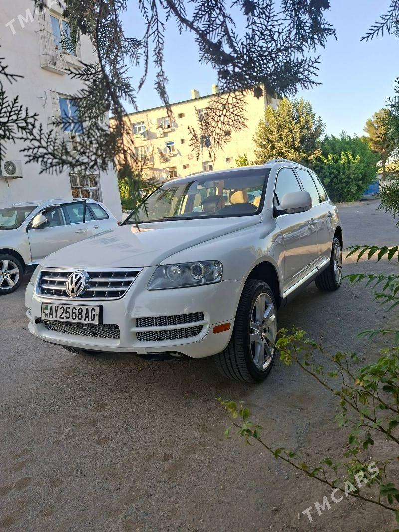 Volkswagen Touareg 2005 - 140 000 TMT - Aşgabat - img 2