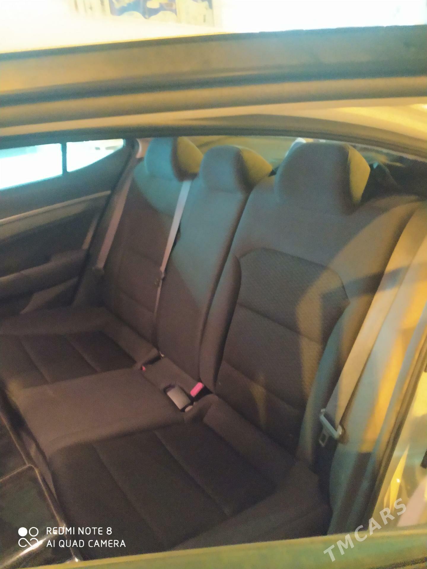 Hyundai Elantra 2020 - 230 000 TMT - Мары - img 9