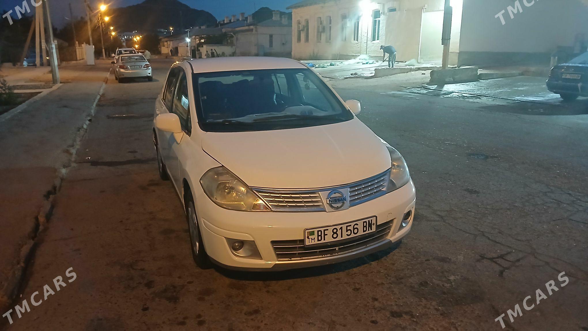 Nissan Versa 2011 - 114 000 TMT - Türkmenbaşy - img 1