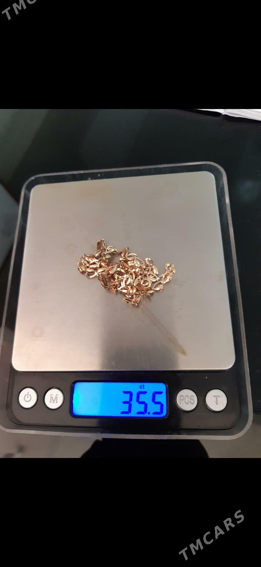 gyzyl sepocka - Parahat 4 - img 2