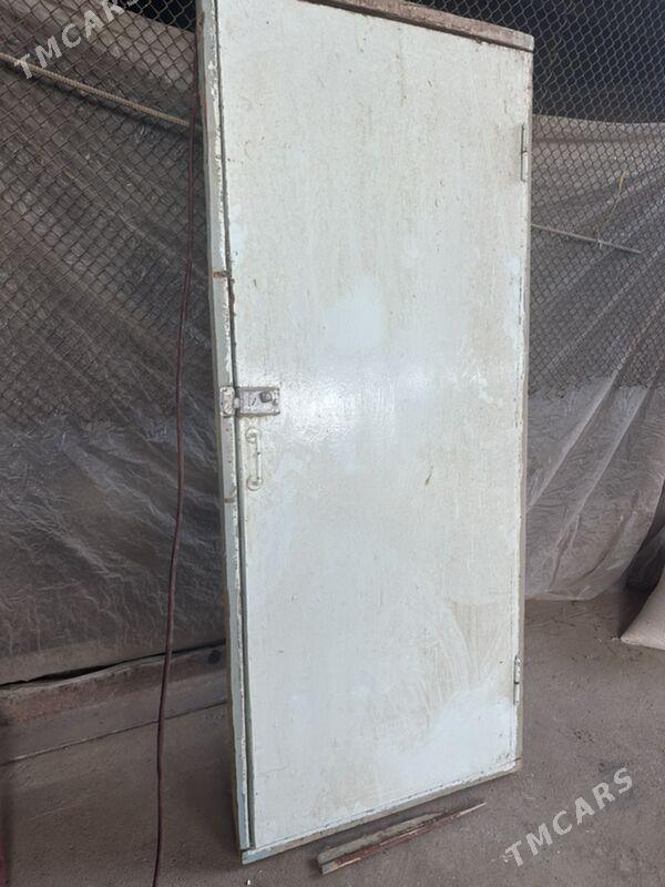 agaç aýna gapy - Яшлык - img 2