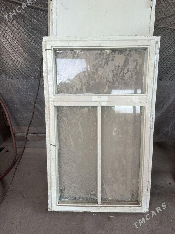 agaç aýna gapy - Яшлык - img 9