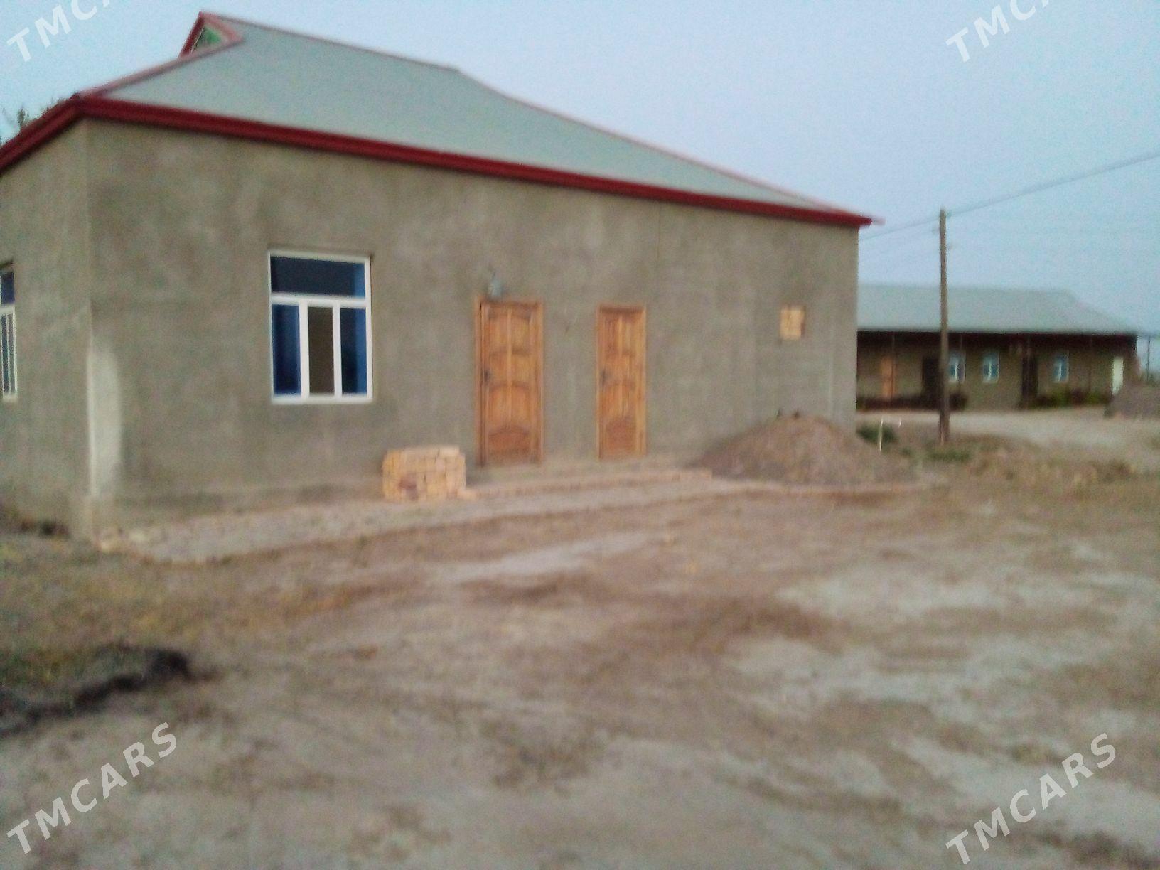 Satlyk jaý - Ёлётен - img 1