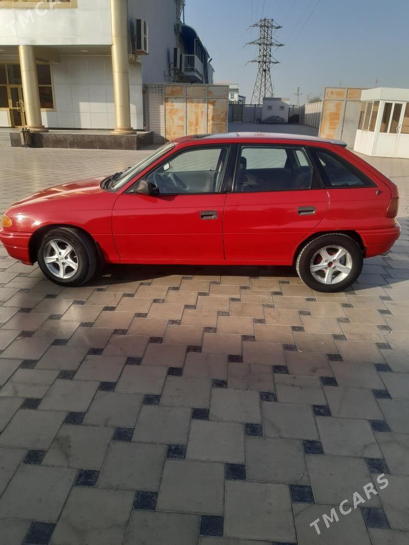 Opel Astra 1993 - 35 000 TMT - Мары - img 3