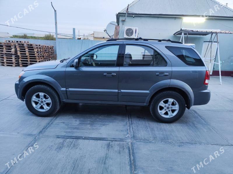 Kia Sorento 2005 - 125 000 TMT - Мары - img 5