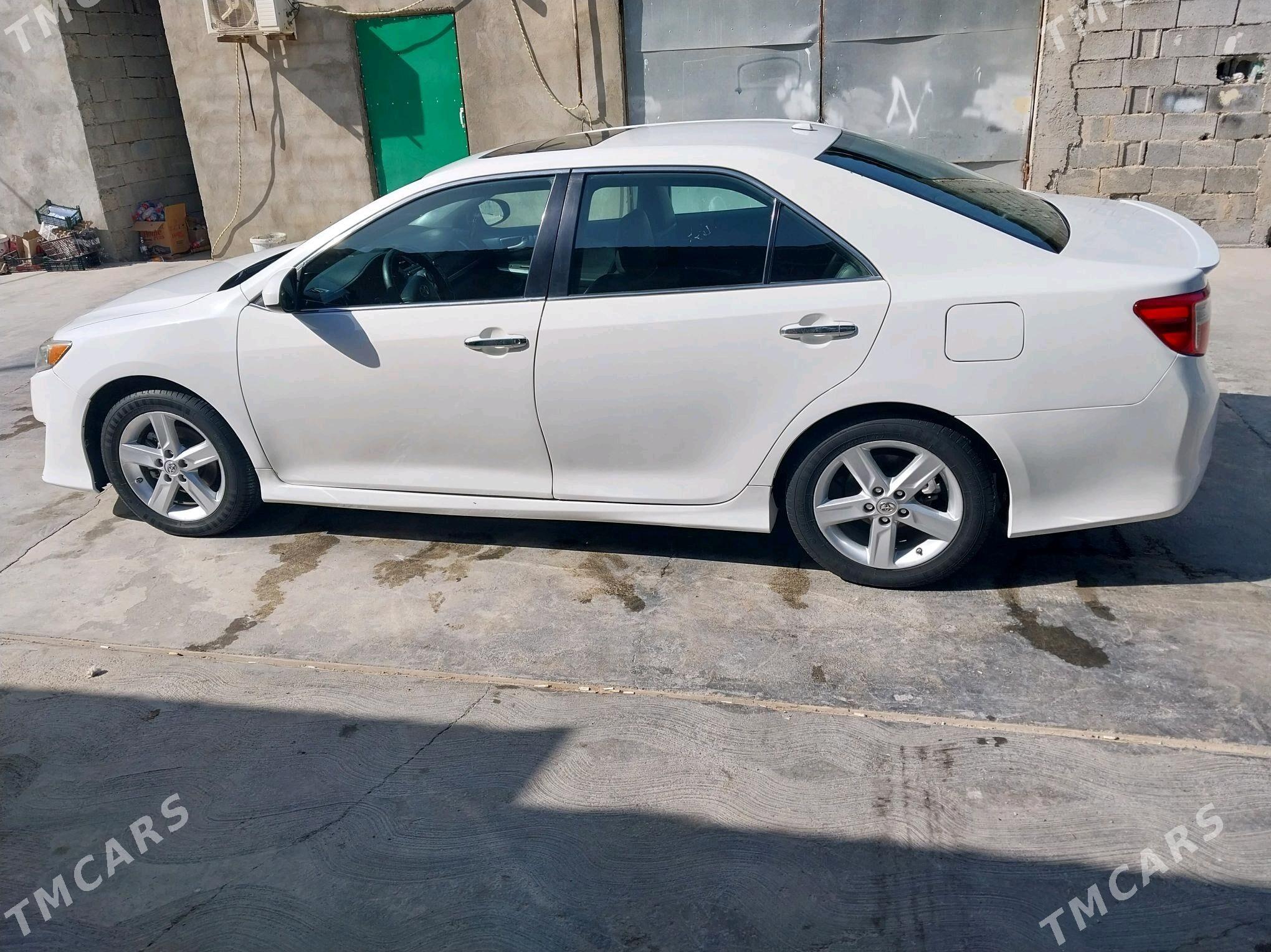 Toyota Camry 2012 - 230 000 TMT - Gökdepe - img 5