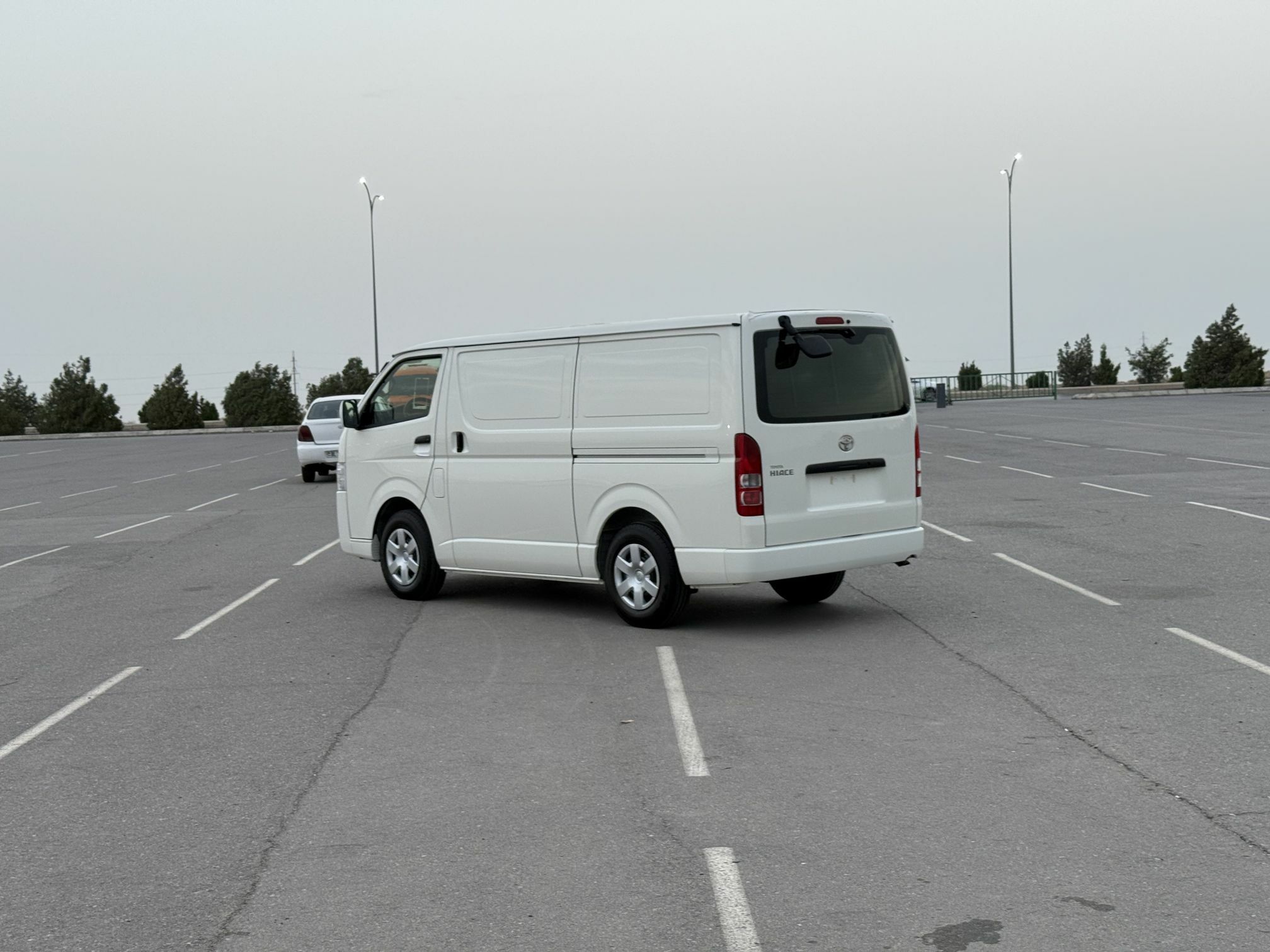 Toyota Hiace 2025 - 455 000 TMT - Ашхабад - img 4