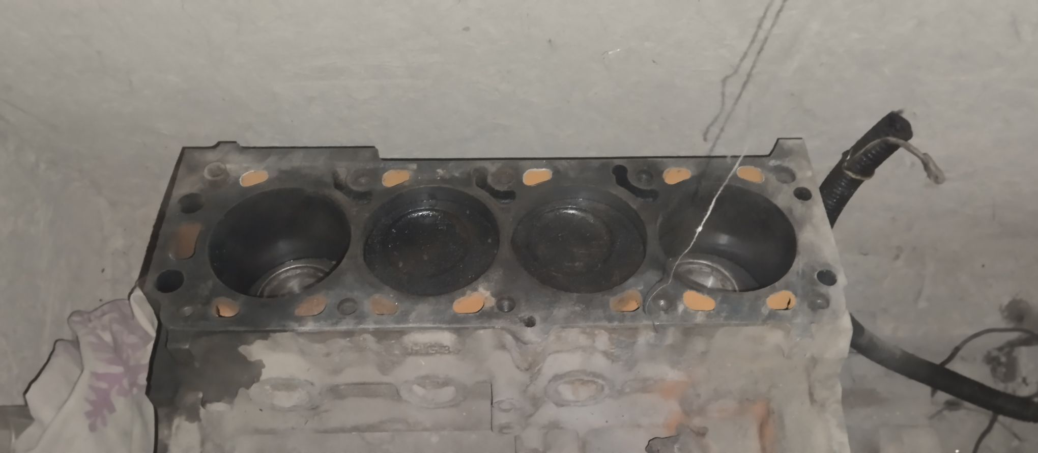 blok 2 lik 1 000 TMT - Şabat etr. - img 1