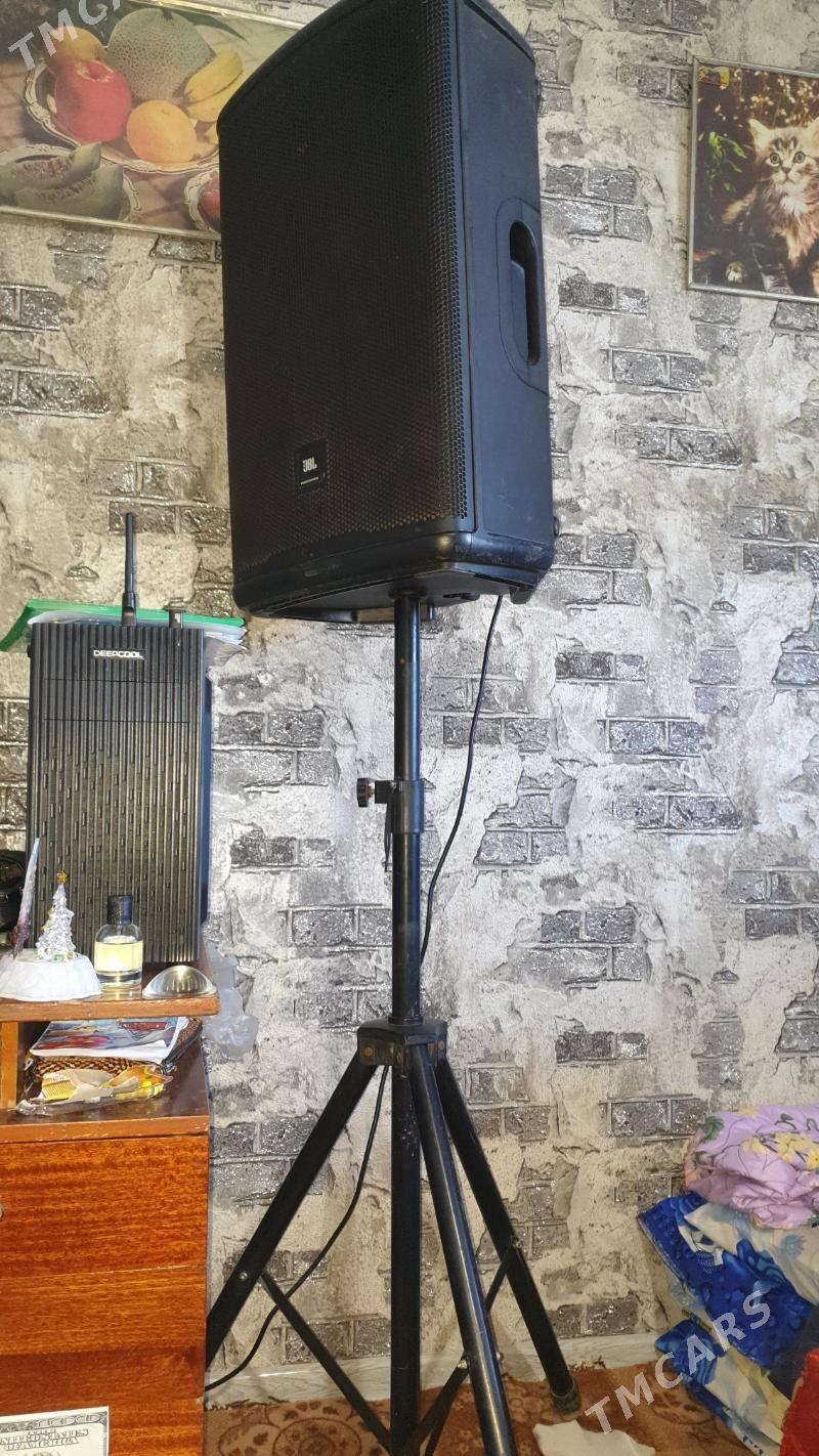 Kalonka JBL EON 715 - Saýat - img 3