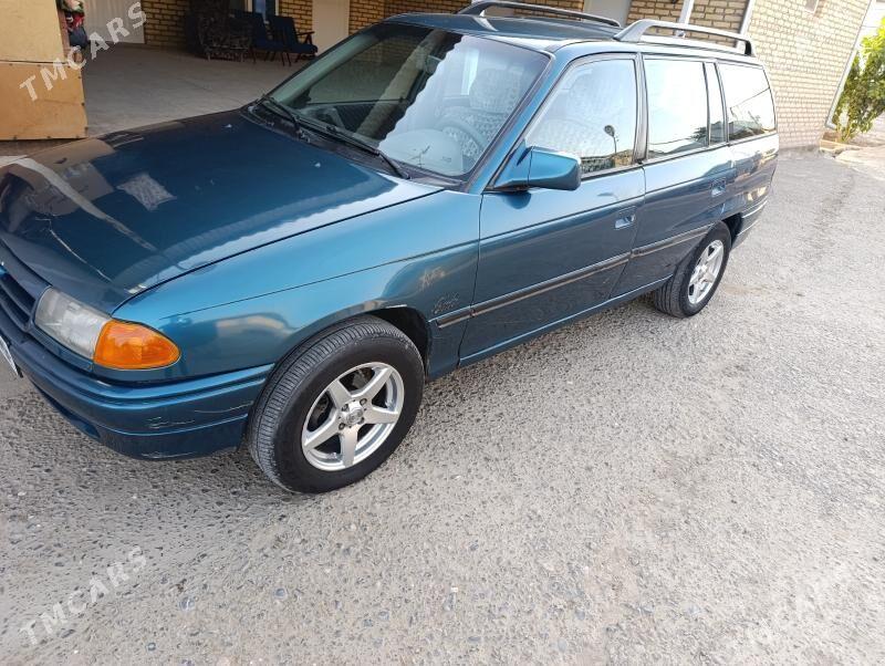 Opel Astra 1992 - 35 000 TMT - Mary - img 1