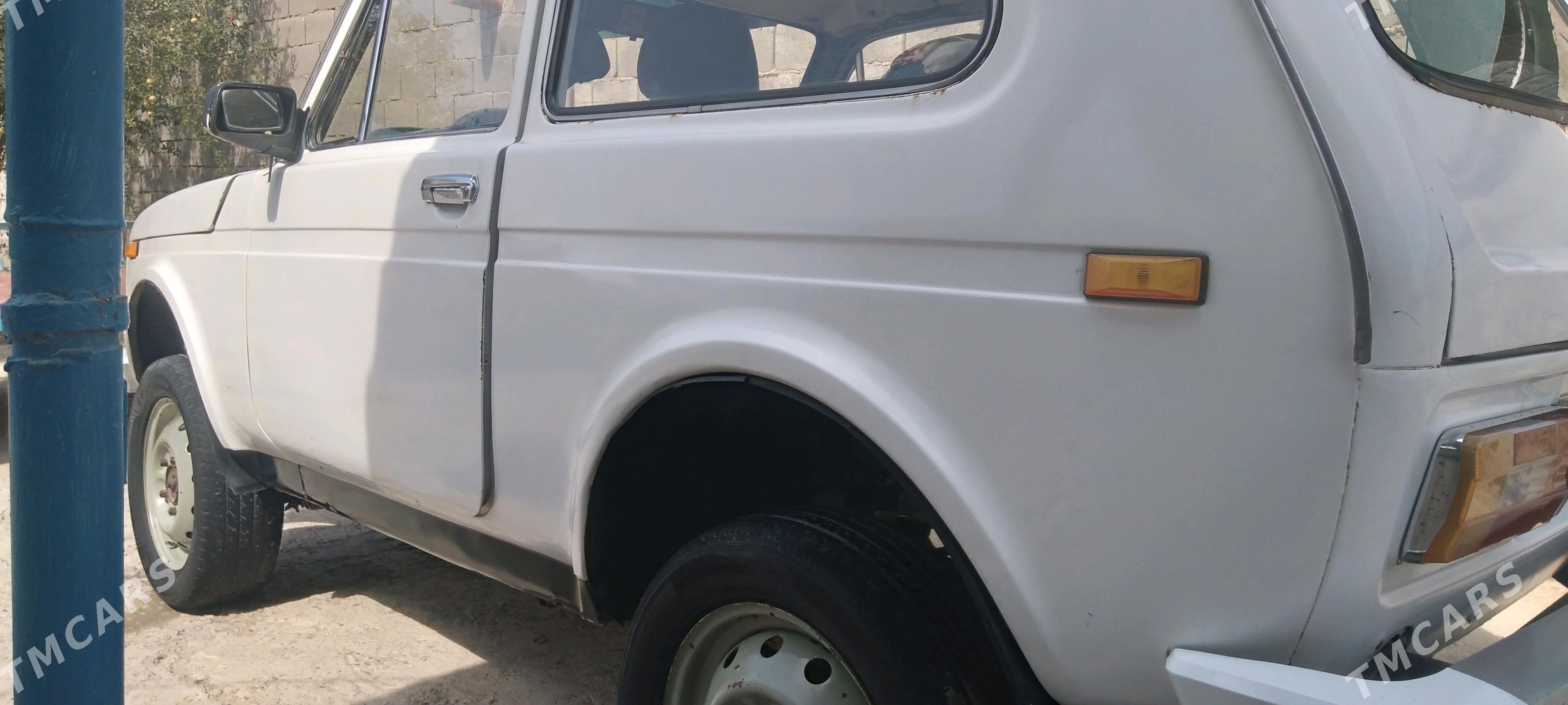 Lada Niva 1980 - 27 000 TMT - Ак-Бугдайский этрап - img 8