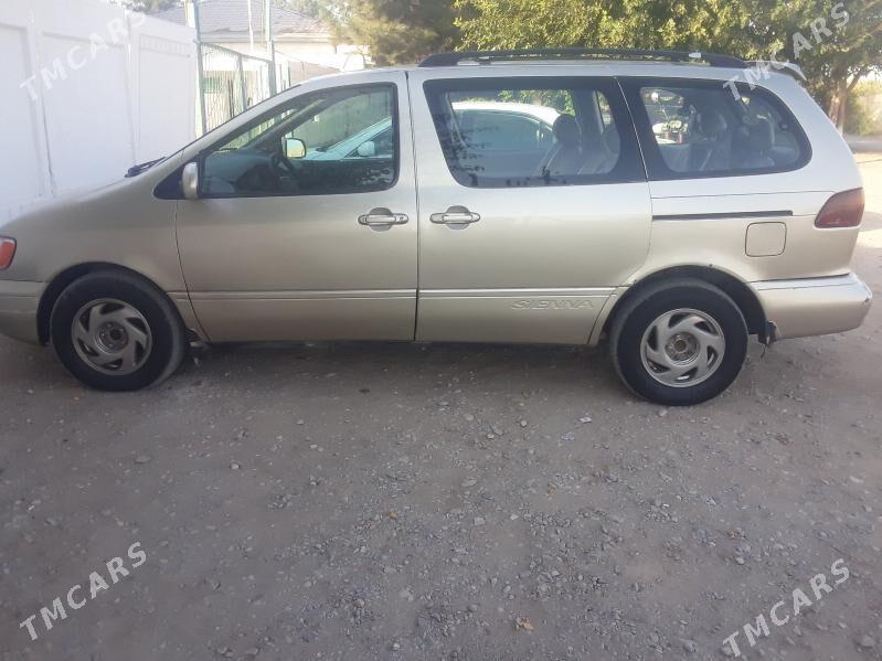 Toyota Sienna 1999 - 130 000 TMT - Огуз хан - img 5