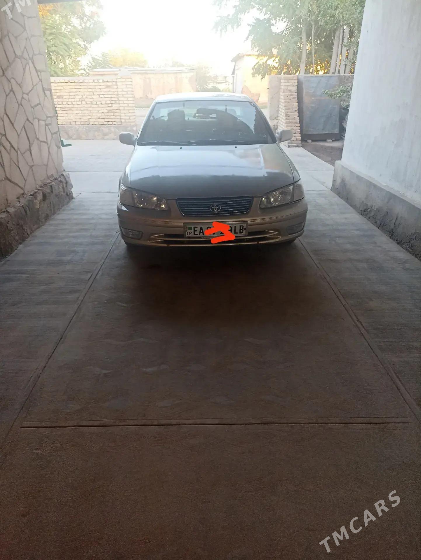 Toyota Camry 1998 - 125 000 TMT - Туркменабат - img 3