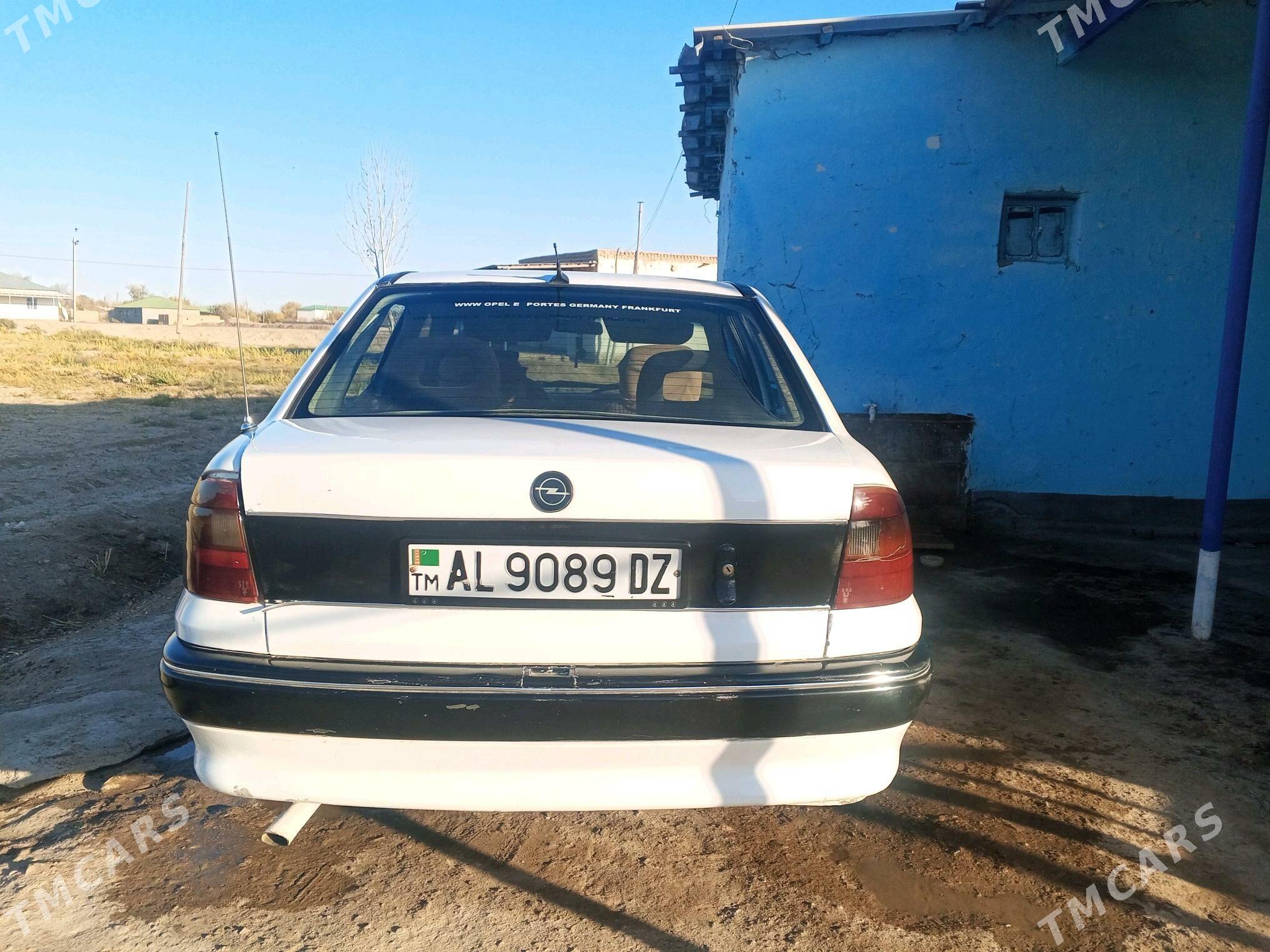 Opel Astra 1993 - 40 000 TMT - Gubadag - img 3
