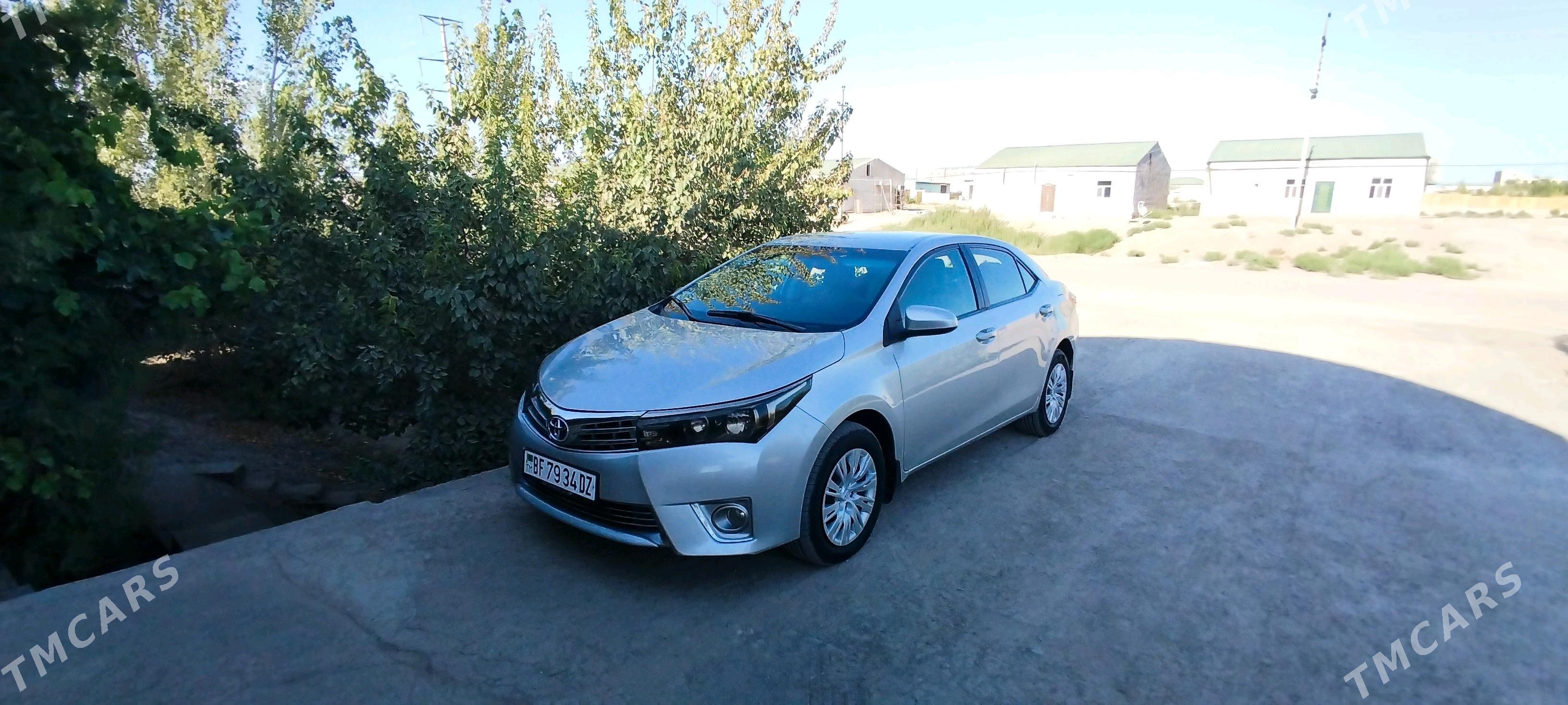 Toyota Corolla 2015 - 165 000 TMT - Дашогуз - img 3