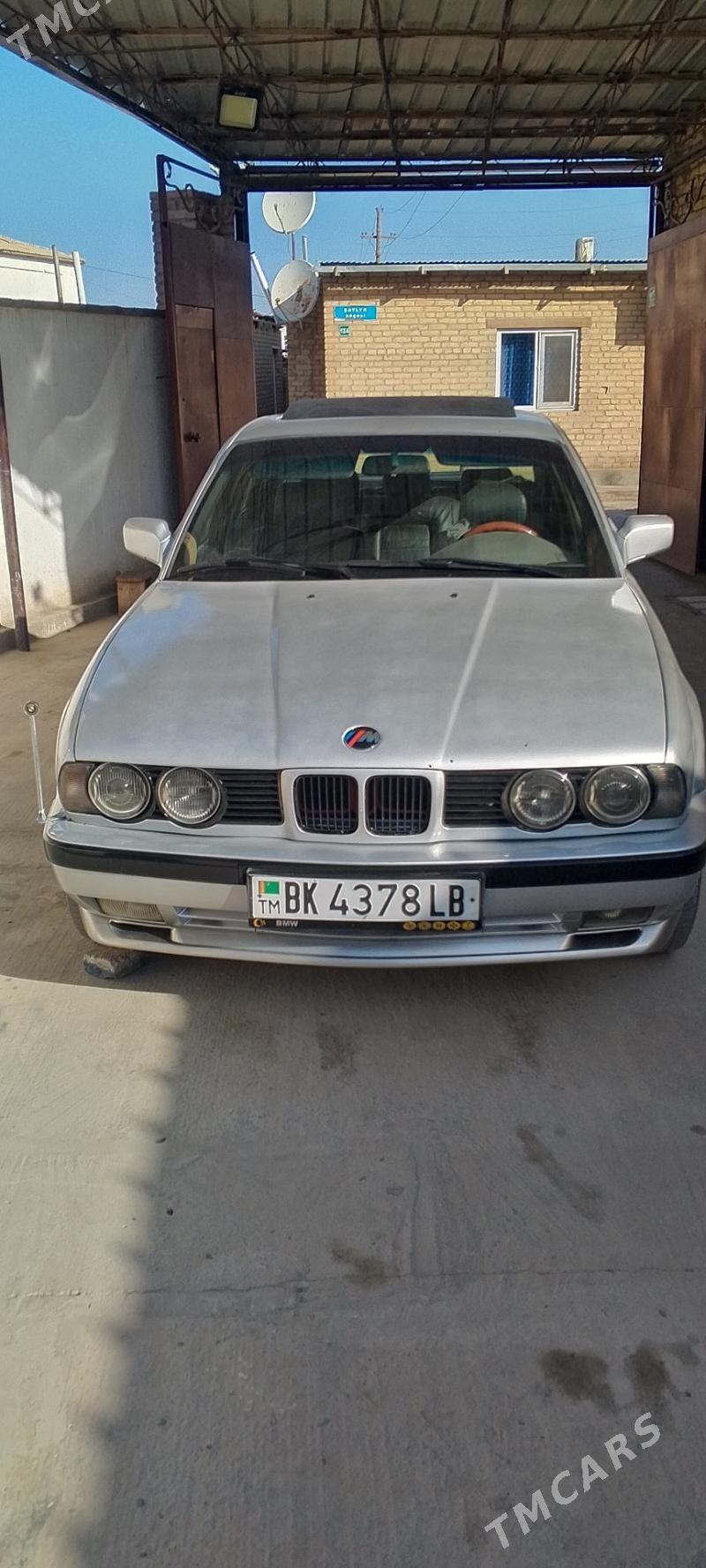 BMW 520 1990 - 40 000 TMT - Туркменабат - img 1