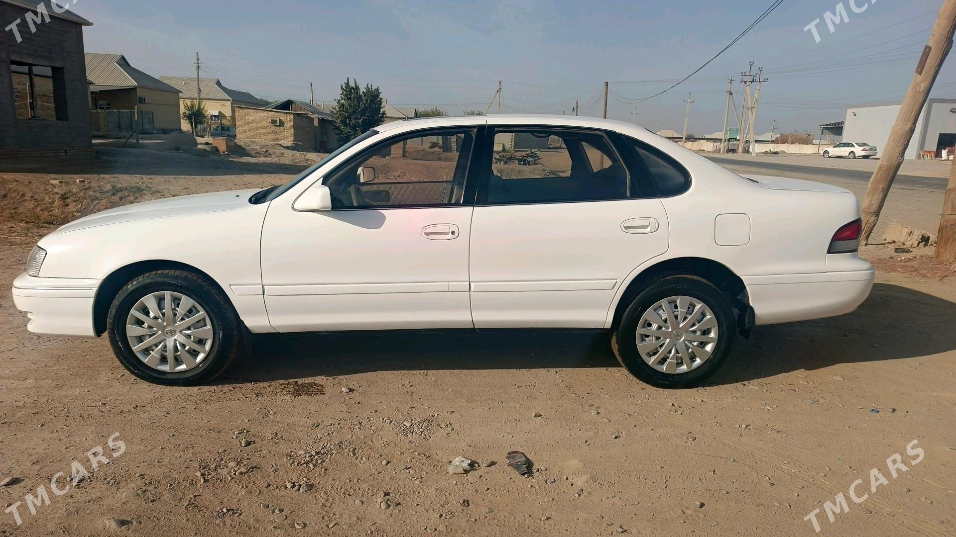 Toyota Avalon 1995 - 110 000 TMT - Murgap - img 1