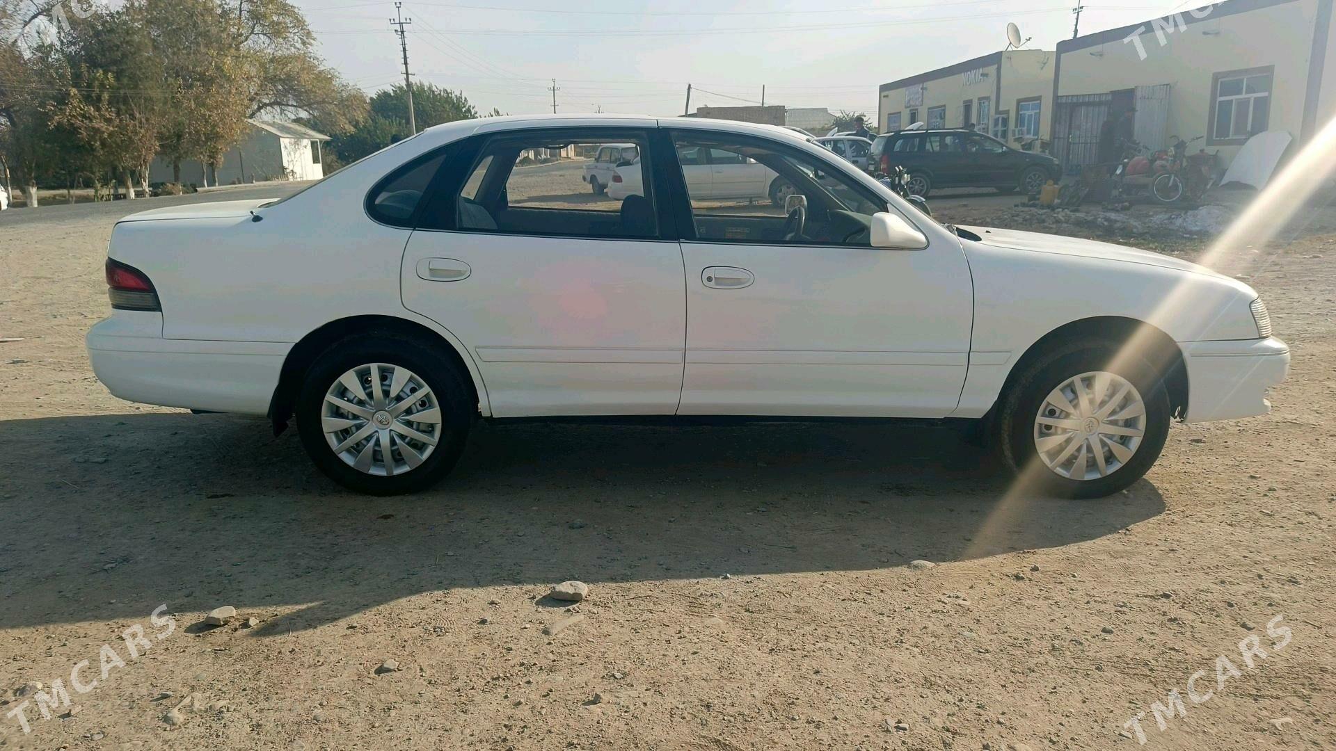 Toyota Avalon 1995 - 110 000 TMT - Murgap - img 4