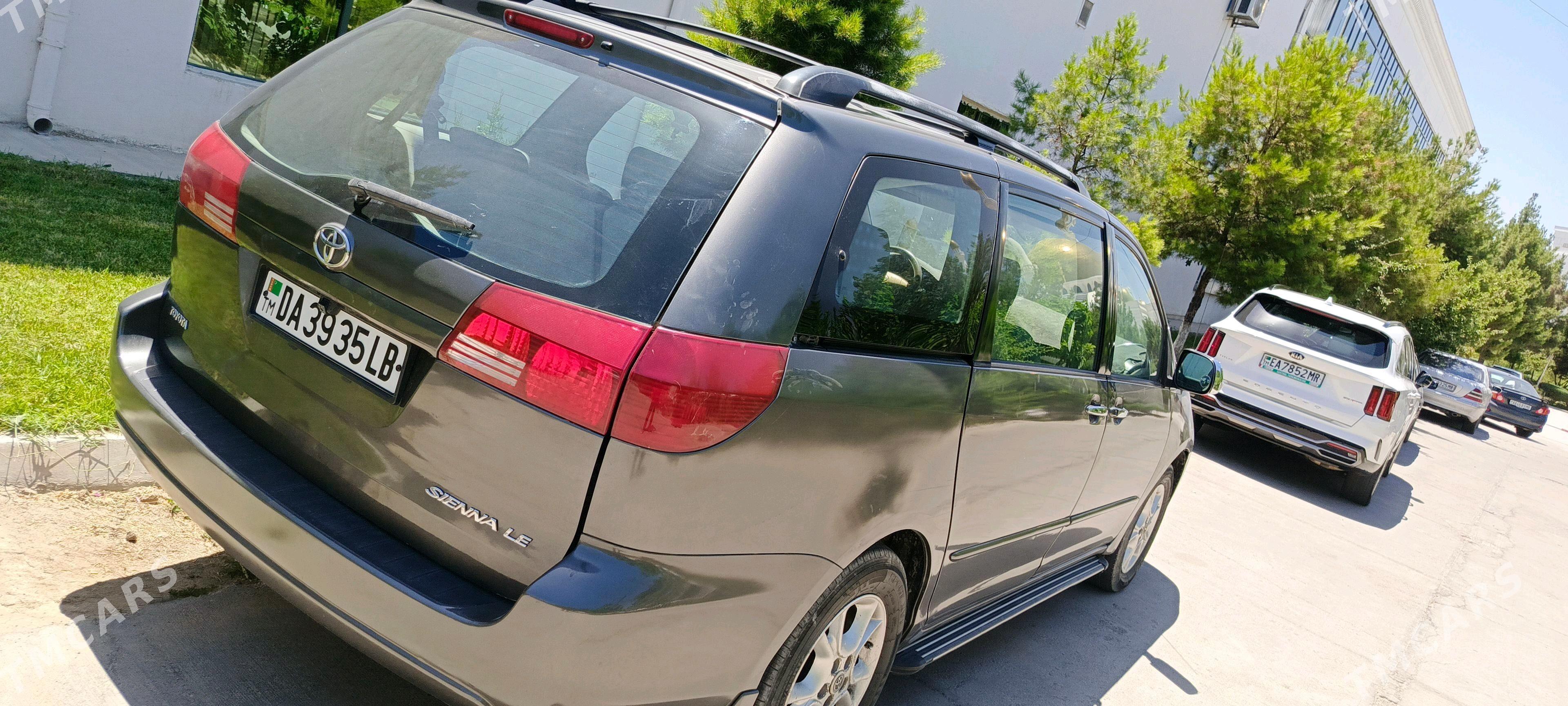 Toyota Sienna 2004 - 220 000 TMT - Достлук - img 4