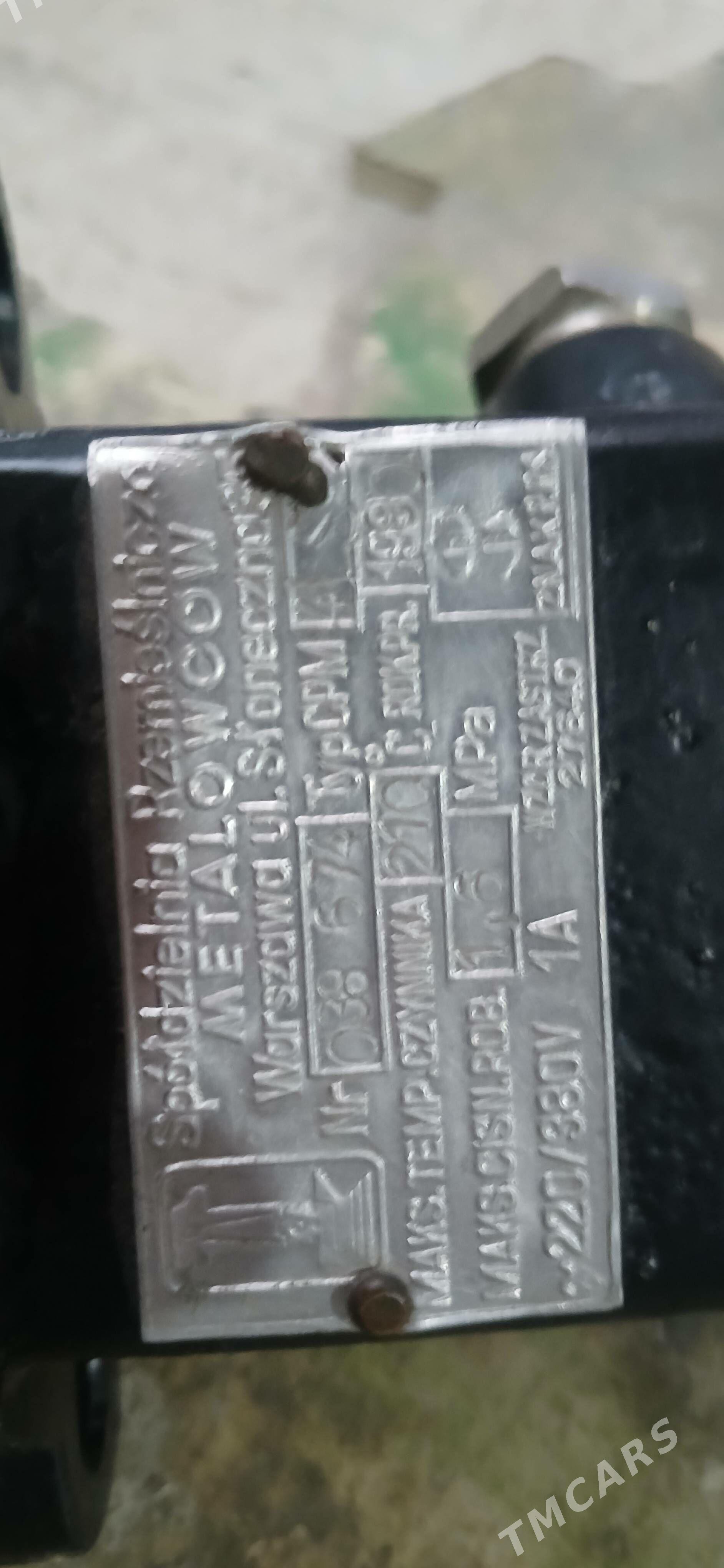 Поплавок - уровень - Türkmenbaşy - img 1