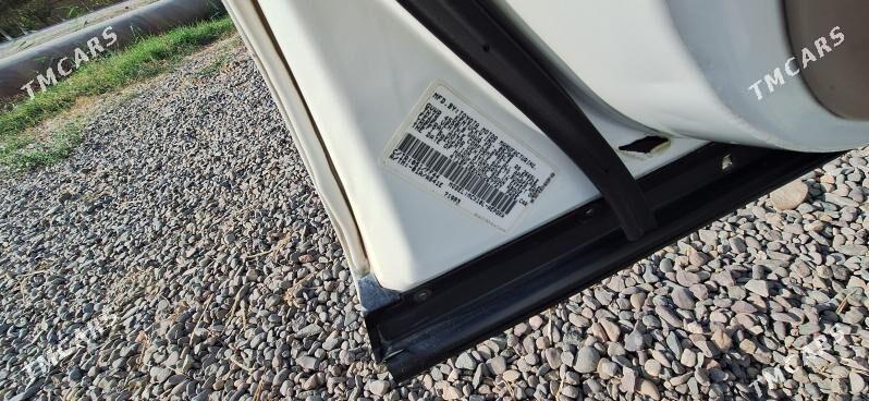 Toyota Avalon 1998 - 145 000 TMT - Векильбазар - img 10