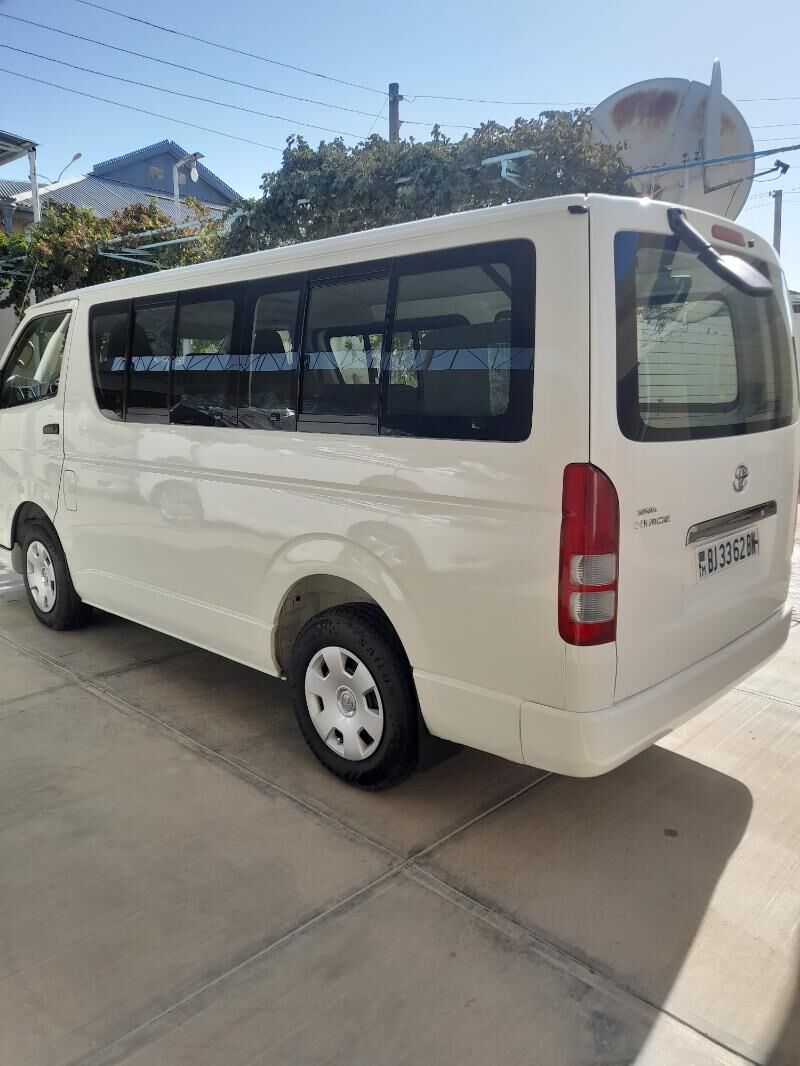 Toyota Hiace 2012 - 355 000 TMT - Гызыларбат - img 5