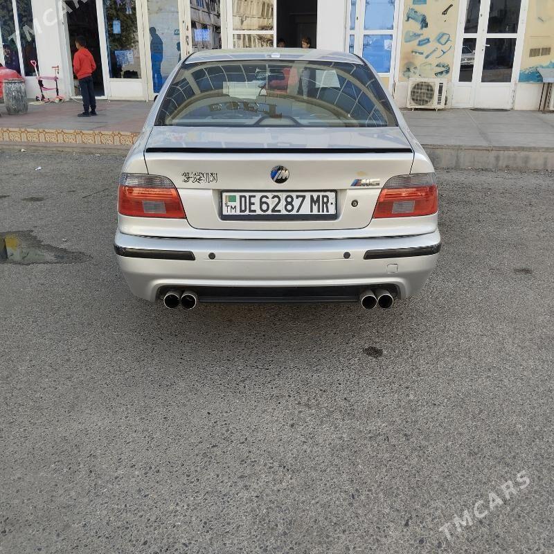 BMW E39 2000 - 80 000 TMT - Мары - img 1