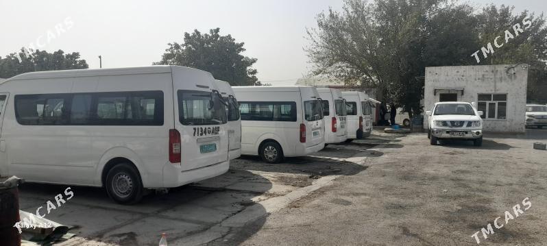 Toyota Hiace 2015 - 131 000 TMT - Ашхабад - img 5