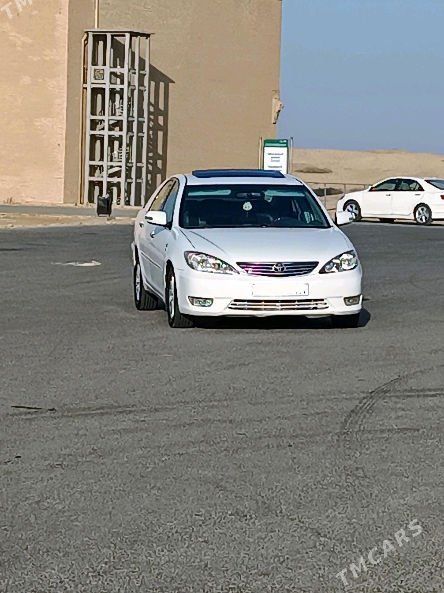 Toyota Camry 2004 - 165 000 TMT - Мары - img 5