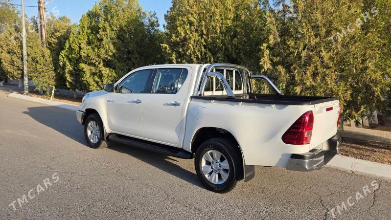 Toyota Hilux 2020 - 510 000 TMT - Ашхабад - img 4