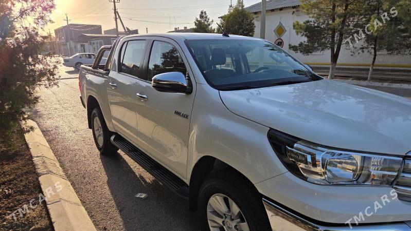 Toyota Hilux 2020 - 510 000 TMT - Ашхабад - img 1