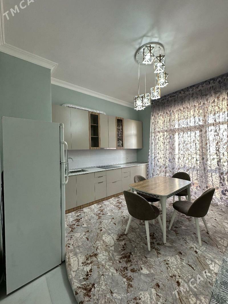 Tăze Gurtly, 3 kom 2 et - Gurtly - img 7