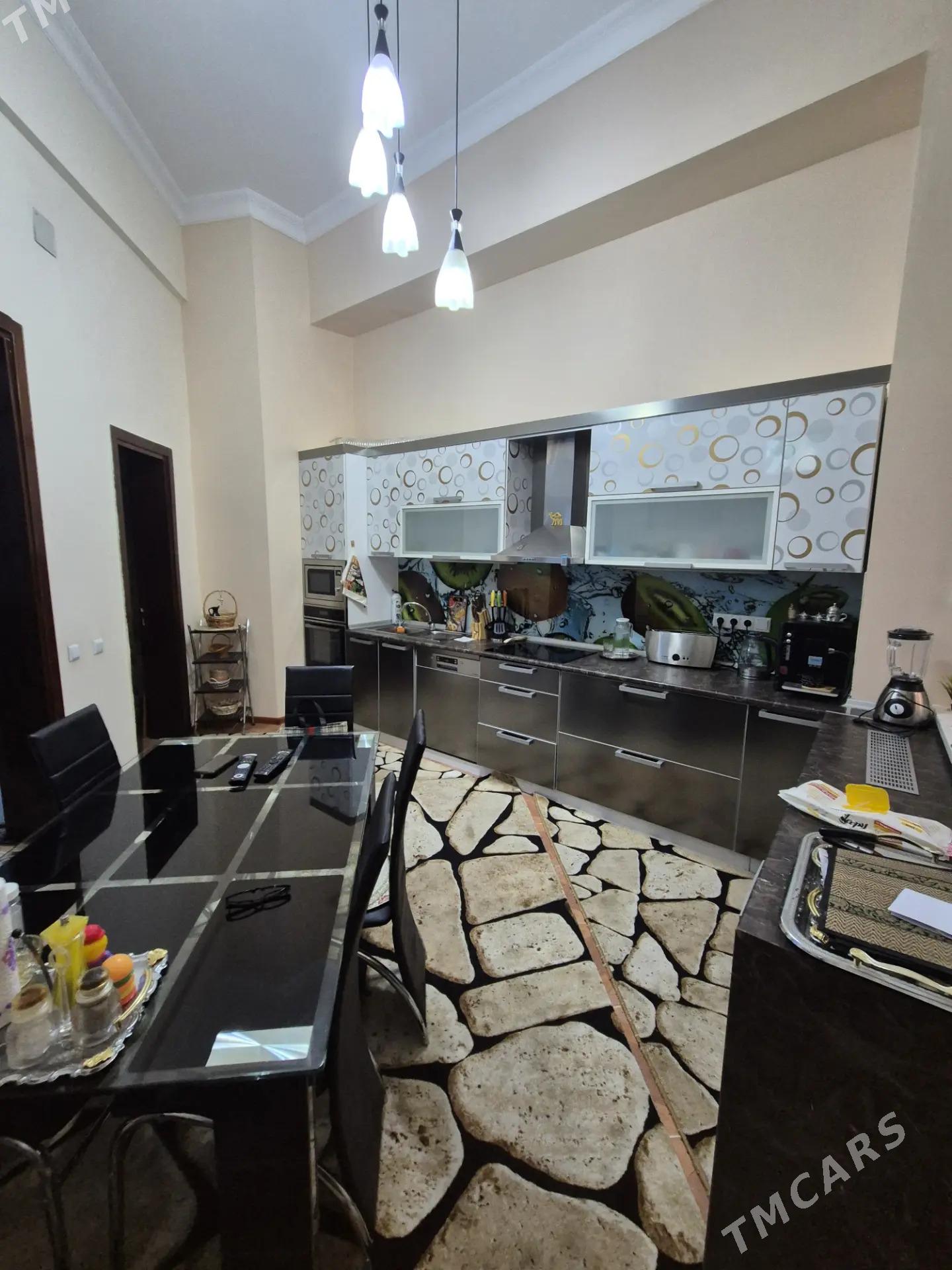 satlyk elitka 3kom arzan - Podwoýski köç. (Bitarap Türkmenistan şaýoly) - img 6