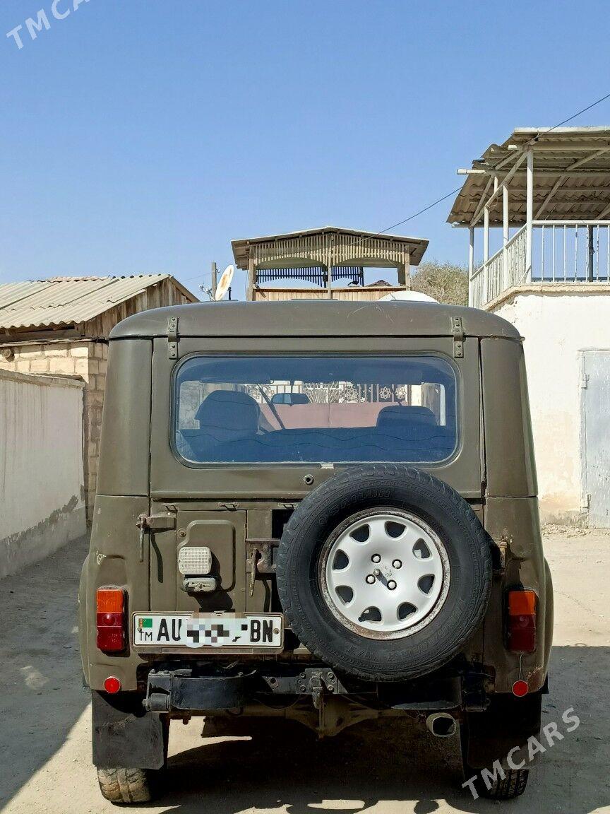 UAZ 469 1980 - 25 000 TMT - Балканабат - img 4