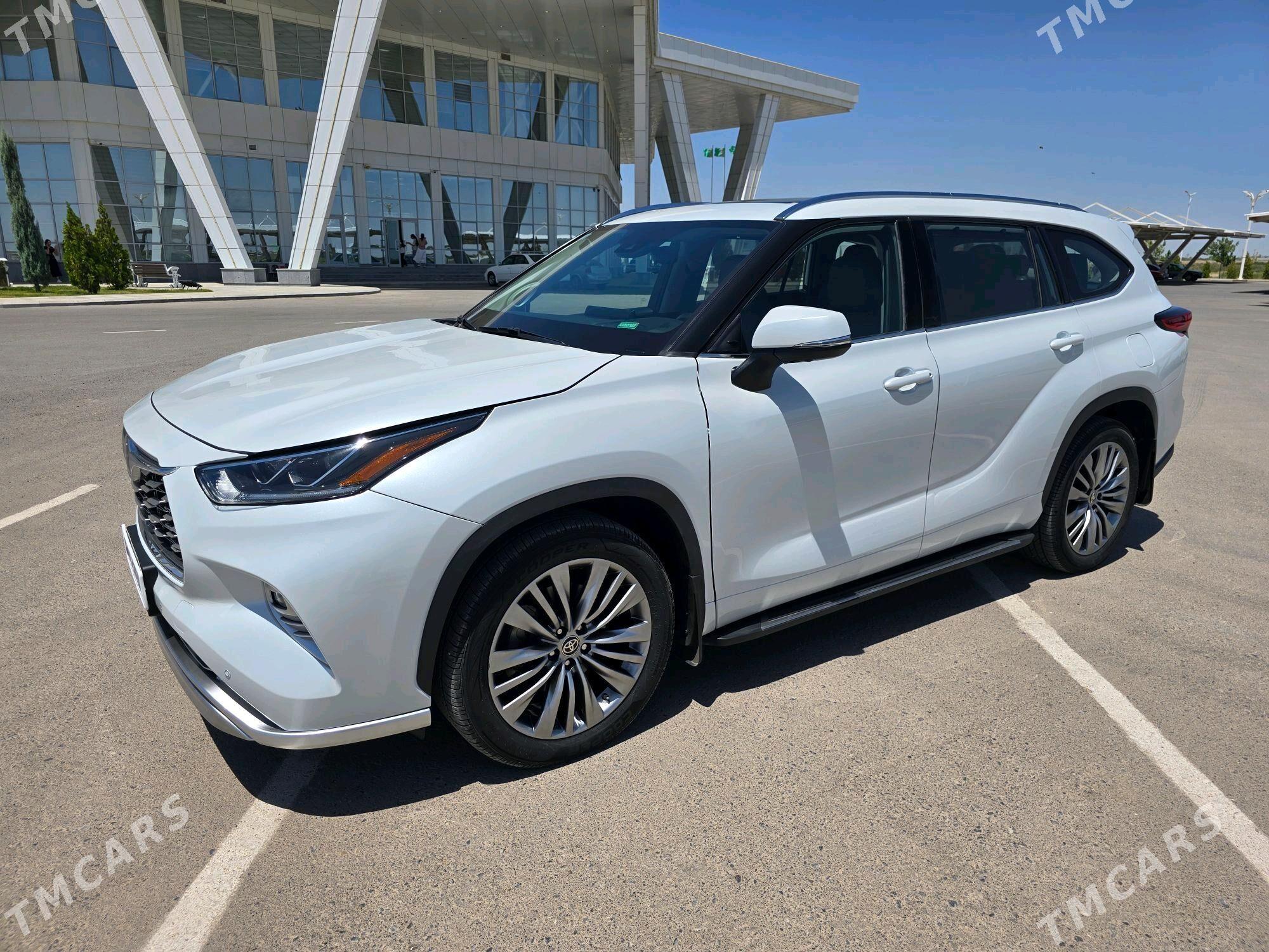 Toyota Highlander 2021 - 610 000 TMT - Туркменабат - img 1